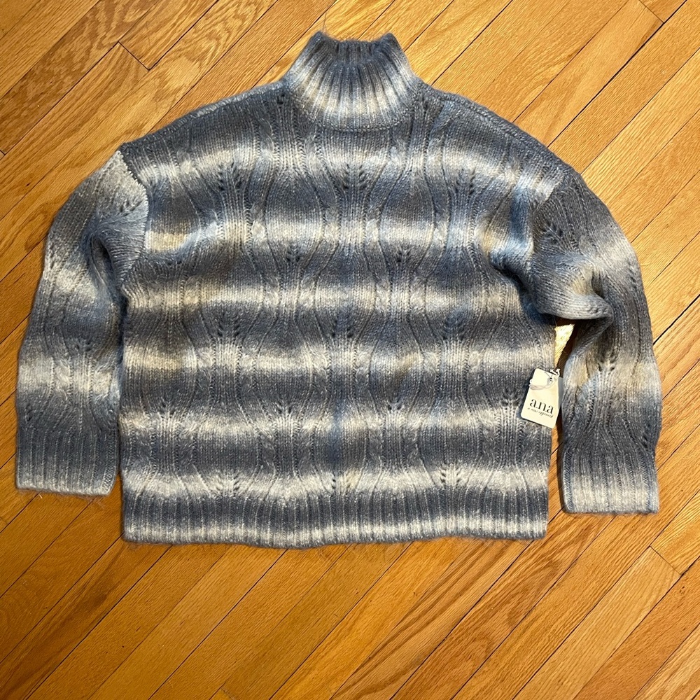 a.n.a Soft Gray Knit Sweater